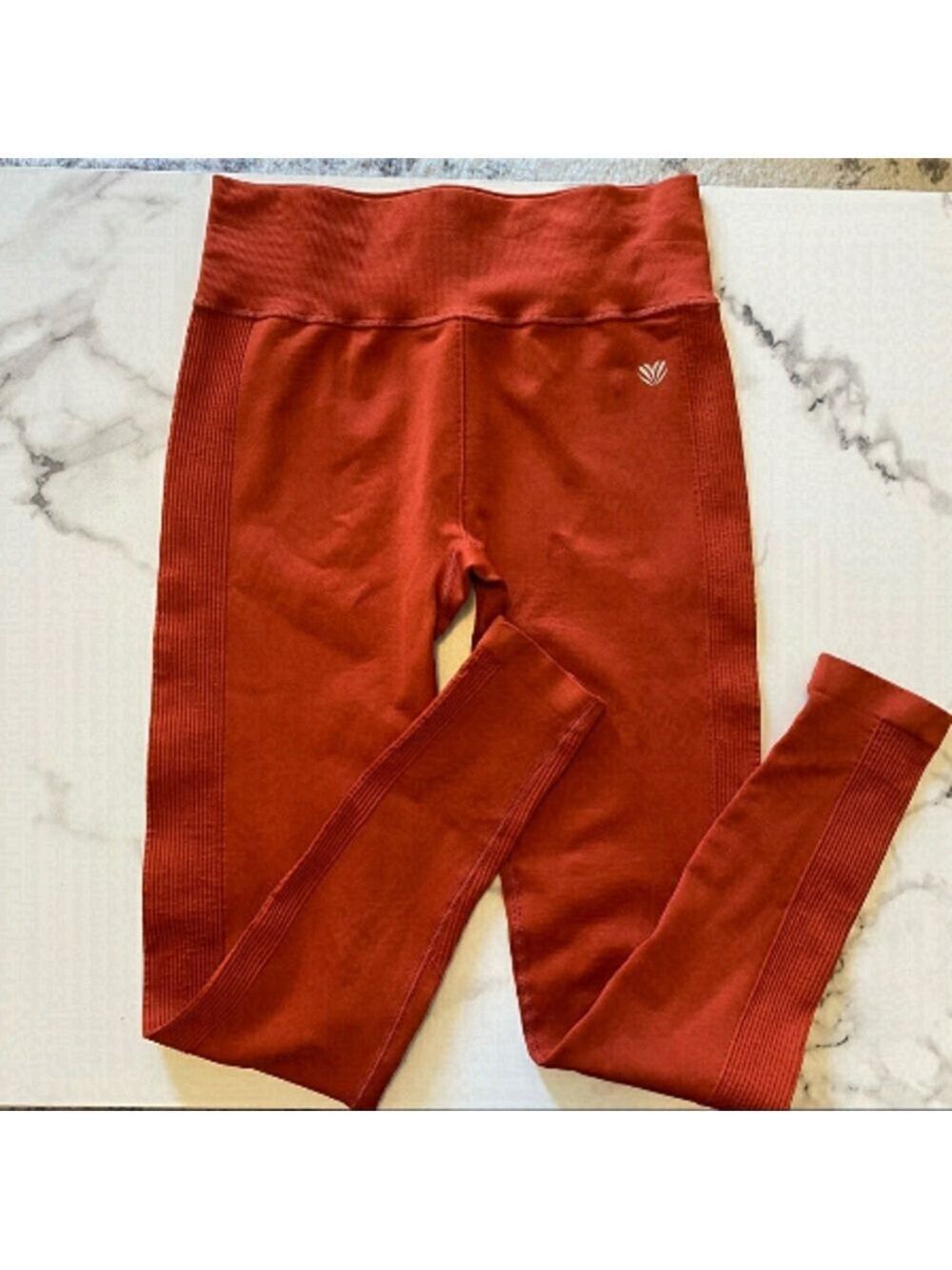 Forever 21 Seamless High Rise/Waist Ribbed Leggings in Rust Orange Sz M